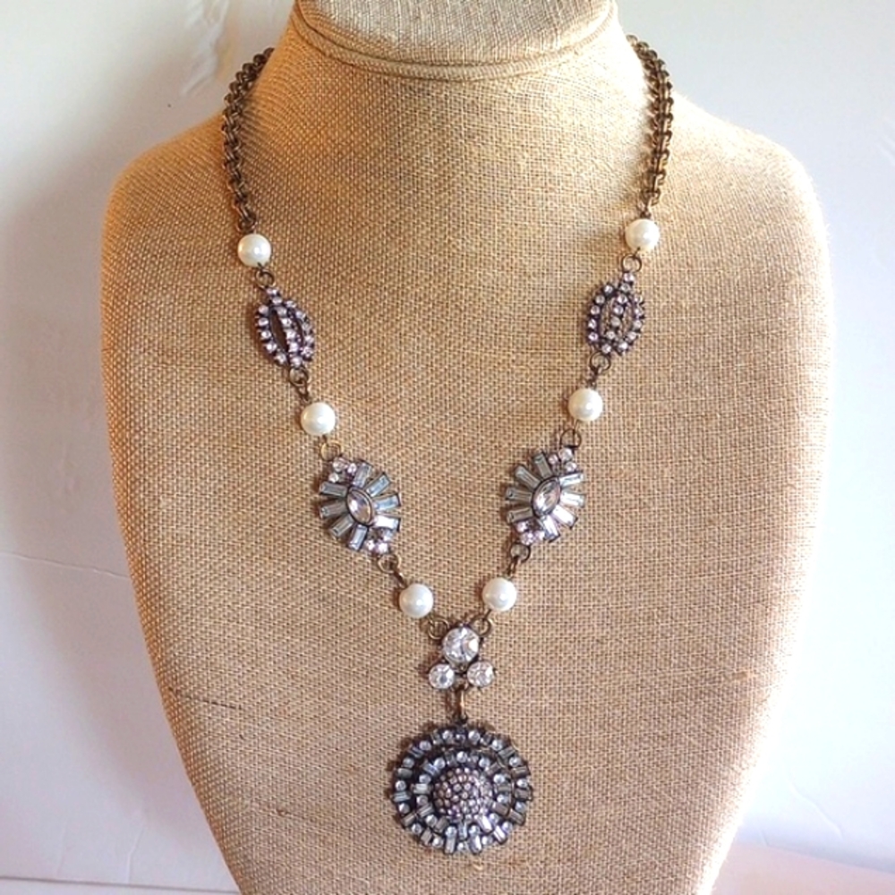 JULES B. NECKLACE FAUX PEARLS CRYSTALS 21"+3" EXTENSION LONG SIGNED